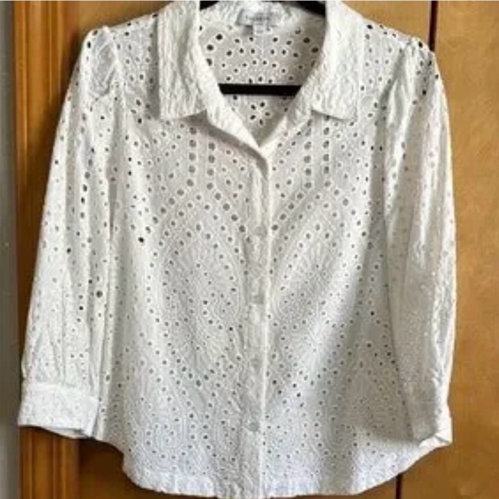 Evereve White Eyelet Blouse - Picture 3 of 3